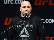 Бой Макгрегора и Мейвезера перенесут на другую дату