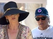 Кэтрин Зета-Джонс и Майкл Дуглас на отдыхе в Сен-Тропе: фото