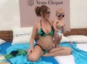 Солистка The Hardkiss ждет первенца