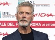 Винни Джонс и Стивен Лэнг снимутся в военной драме