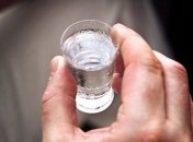 Более 20 человек на Харьковщине умерли от отравления алкоголем