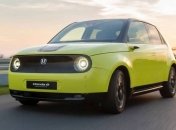 Как выглядит самый дешевый электрокар Honda E (Видео)