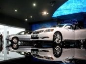 Toyota отзывает почти 369 тысяч авто