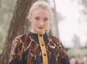 Софи Тернер заметили на прогулке с Джо Джонасом (Фото)