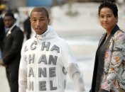 Фаррелл Уильямс создал капсульную коллекцию для Chanel 