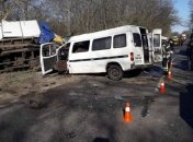 ДТП в Кировоградской области: грузовик столкнулся с микроавтобусом (Фото)