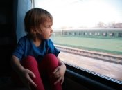 Ребенок в поезде: плюсы и минусы поездки