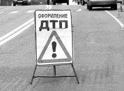 В Запорожской области маршрутка врезалась в электроопору