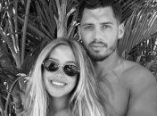 Беременная Даша Квиткова умилила поклонников новым снимком со своим супругом 