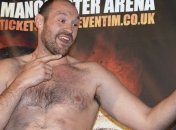 Боксер Фьюри планирует избивать "мешков" каждый месяц