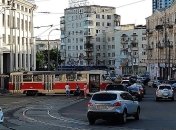 В Киеве трамвай сошел с рельс