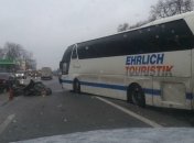 Гололед всему виной: на Киевщине столкнулось сразу 11 машин