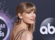 Как трогательно: Тейлор Свифт презентовала душевный рождественский клип (Фото, Видео)