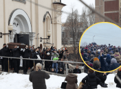 "Украинцы хорошие люди": на митинге после похорон Навального звучат необычные лозунги (видео)