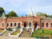 Маневицький залізничний вокзал