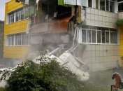 Будівля, що постраждала через землетрус