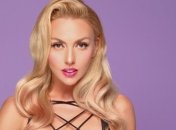 Оля Полякова удивила неповторимо нежным образом