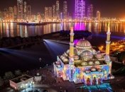 В ОАЕ прошел грандиозный фестиваль света (Видео)