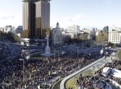 В испанской столице проходит многотысячный марш