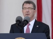 Министр обороны США следит за ситуацией в Украине