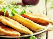 Любимые чебуреки с необычной начинкой