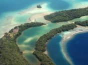 После землетрясения объявлена угроза цунами 