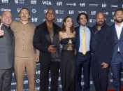 Александр Усик и Дуэйн Джонсон