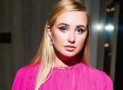 "Беру летние каникулы": жена Николая Тищенко ушла в отпуск