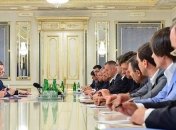 Сегодня Президент встретится с лидерами фракций и поговорит о МВФ