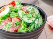 Рецепт дня: овощной салат со сметаной и горчицей