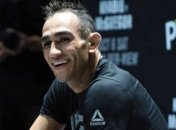 Фергюсон готовится к Нурмагомедову на пляже (Видео)