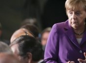 Меркель: Евросоюз может приостановить новые санкции против России 