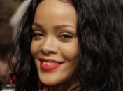 Рианна продемонстрировала аппетитные формы на отдыхе