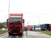 "Укравтодор" ограничил передвижение грузовиков по дорогам Украины