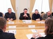 Данилов и Британские послы обсудили важность развития системы реагирования на риски