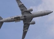 Российский истребитель чуть не врезался в американский самолет над Средиземным морем