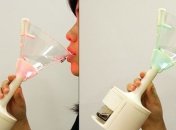 Ученые создали "чудо-стакан", превращающий воду в вино