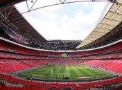 СМИ: Футболисты АПЛ прекращают тренировки, сезон в мае не возобновят