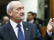 Министр обороны Польши назвал смоленскую катастрофу терактом