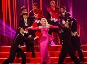 "А как у нее такие белые подмышки": Надя Дорофеева прокомментировала выступление Даши Астафьевой на "Липсинк батле" 