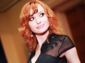 Слава из "НеАнгелов" показала фото без одежды и макияжа