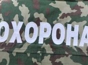 Жительница Сум разбила три фонаря в ночном клубе