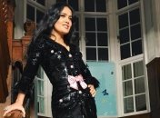 Неделя моды в Париже: Сальма Хайек эффектно появилась на показе Saint Laurent