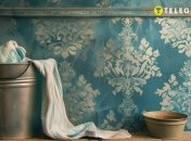 По обоям нужно тщательно догладить, чтобы сохранить его вид (изображение создано с помощью ИИ)