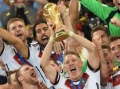 Некоторые сборные становятся чемпионами мира каждые 24 года