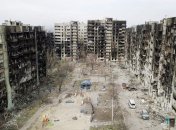 "Это притупляет страх": волонтер объяснил, почему люди не уезжают из городов на линии фронта