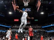 Сан-Антонио обыграл Торонто после обмена Леонард - Дерозан