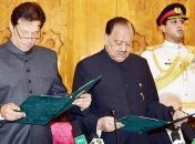 Имран Хан принял присягу в качестве нового премьер-министра Пакистана