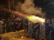 В Гонконге продолжаются демонстрации: полиция применила слезоточивый газ 