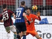 "Милан" в дополнительное время "вырвал" тяжелую победу над "Интером"